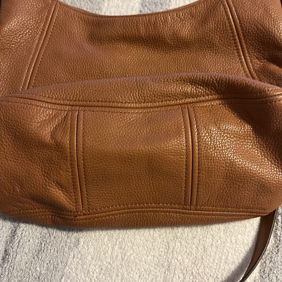 Michael Kors Fulton Large Pebble Leather Shoulder & Crossbody Bag - Picture 6 of 6